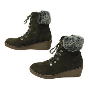 Boutique By Corkys Fox Bay Ankle Boots Womens 9 Green Faux Suede Wedge Heel